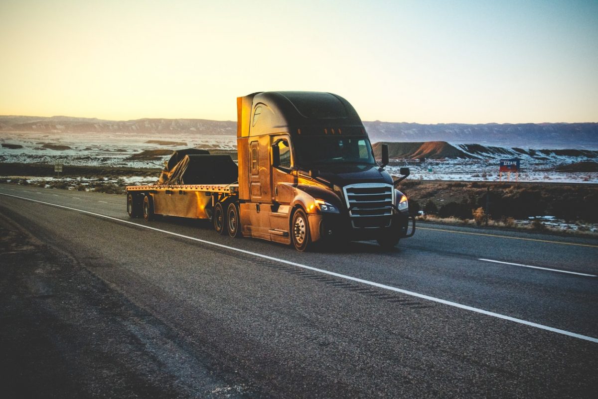 The Most Important Types of Coverage for Flatbed Trucking